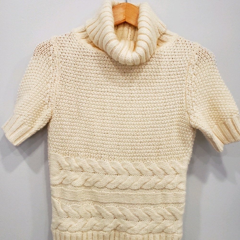 Ann Taylor Loft sweater cream